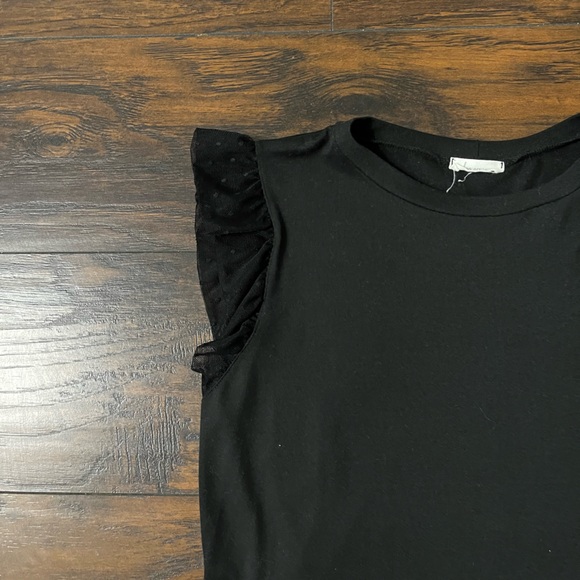 Les Amis Women’s LargeBlack Lace Ruffled Muscle Tee Sleeveless Top - Picture 4 of 6